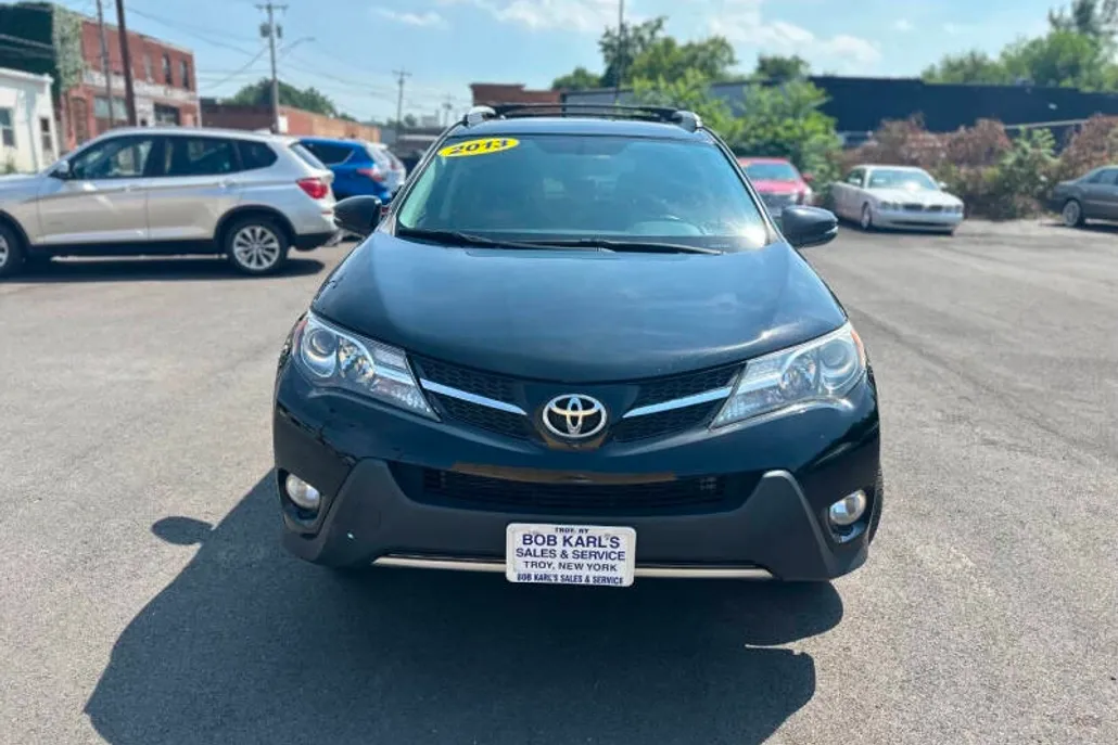 2013 Toyota RAV4 Limited photo 1