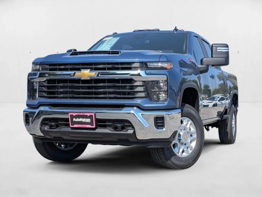 2026 Chevrolet Silverado 2500HD LT photo 1