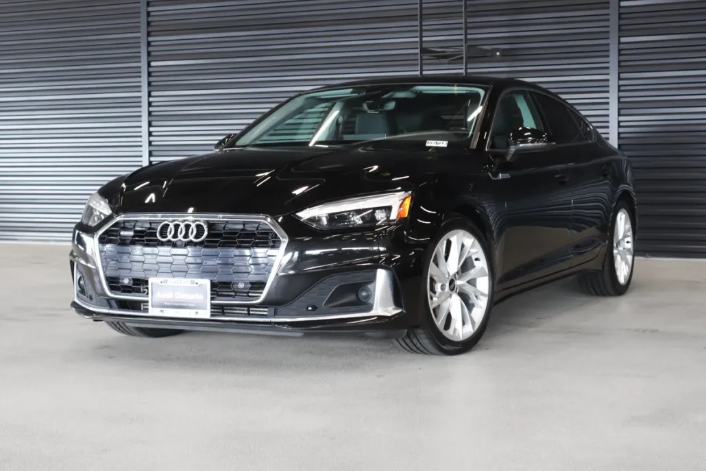 2022 Audi A5 Quattro Premium Plus photo 1