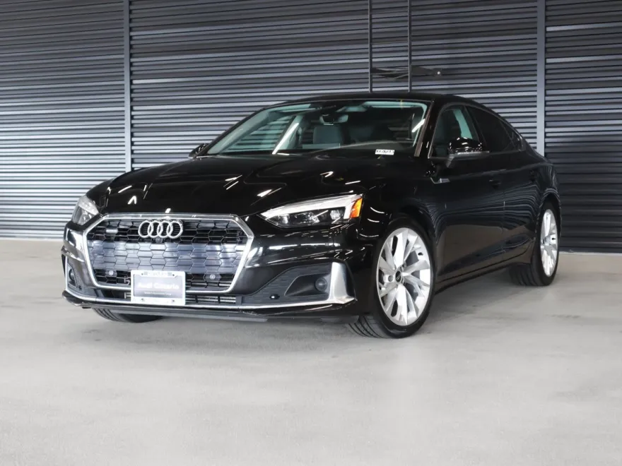 2022 Audi A5 Quattro Premium Plus photo 1