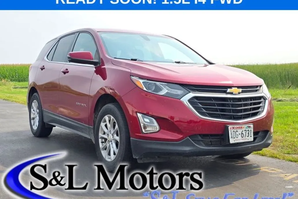 2018 Chevrolet Equinox LT photo 1
