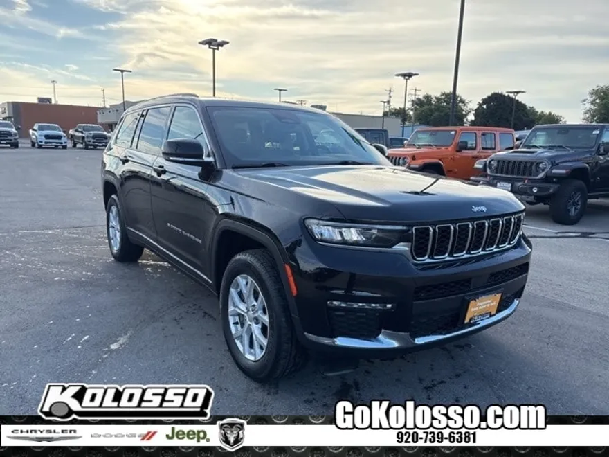 2023 Jeep Grand Cherokee Limited photo 1