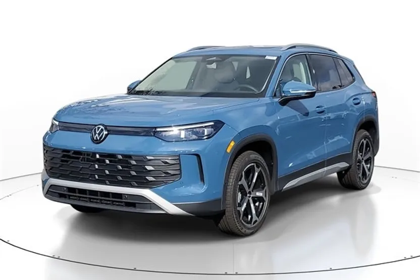 2025 Volkswagen Tiguan SE photo 1