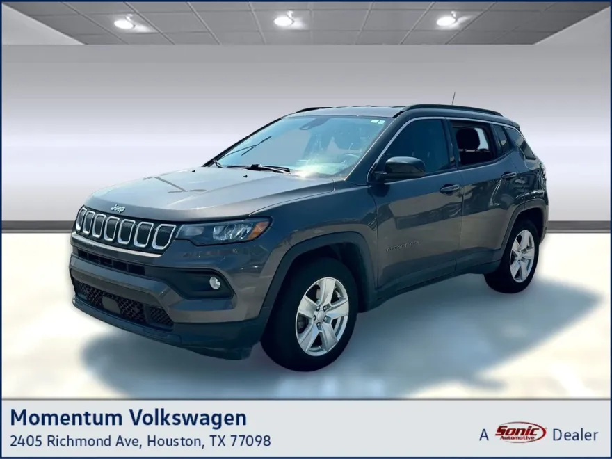 2022 Jeep Compass Latitude photo 1