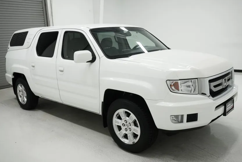 2010 Honda Ridgeline RTS photo 1