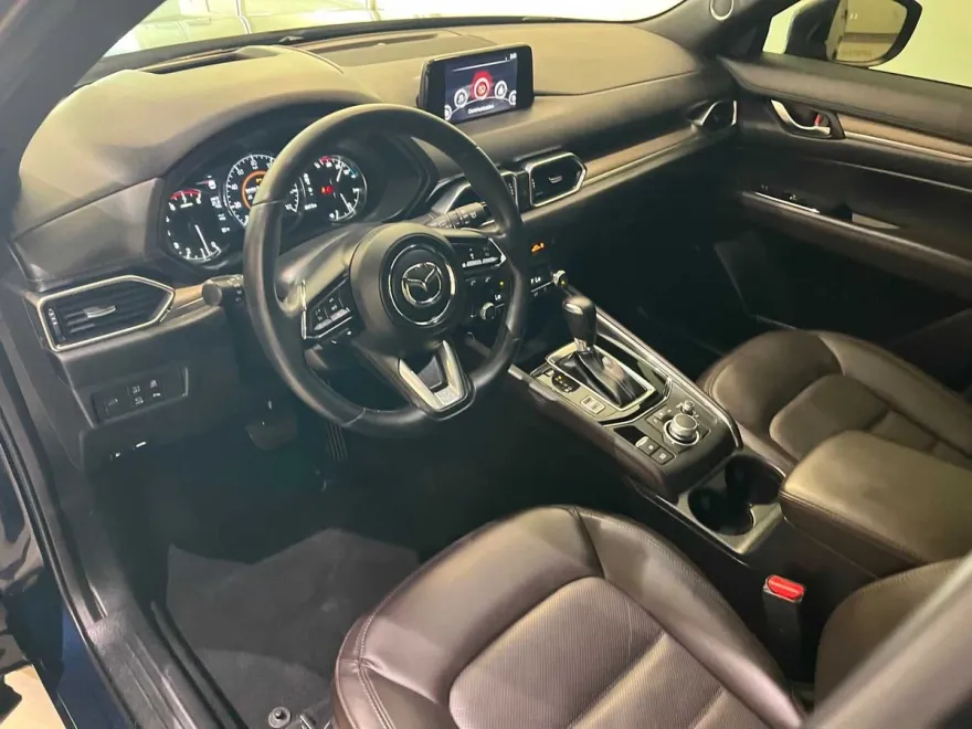 2019 Mazda CX-5 Signature photo 1