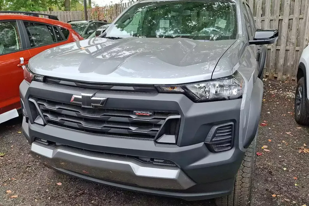 2026 Chevrolet Colorado Trail Boss photo 1