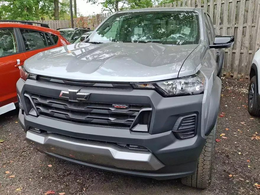2026 Chevrolet Colorado Trail Boss photo 1