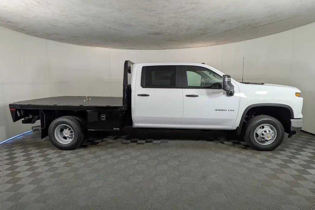 2026 Chevrolet Silverado 3500HD Work Truck photo 1