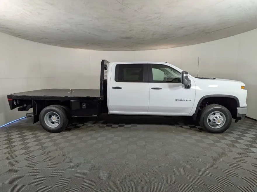 2026 Chevrolet Silverado 3500HD Work Truck photo 1