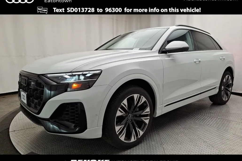 2025 Audi Q8 55 Premium photo 1