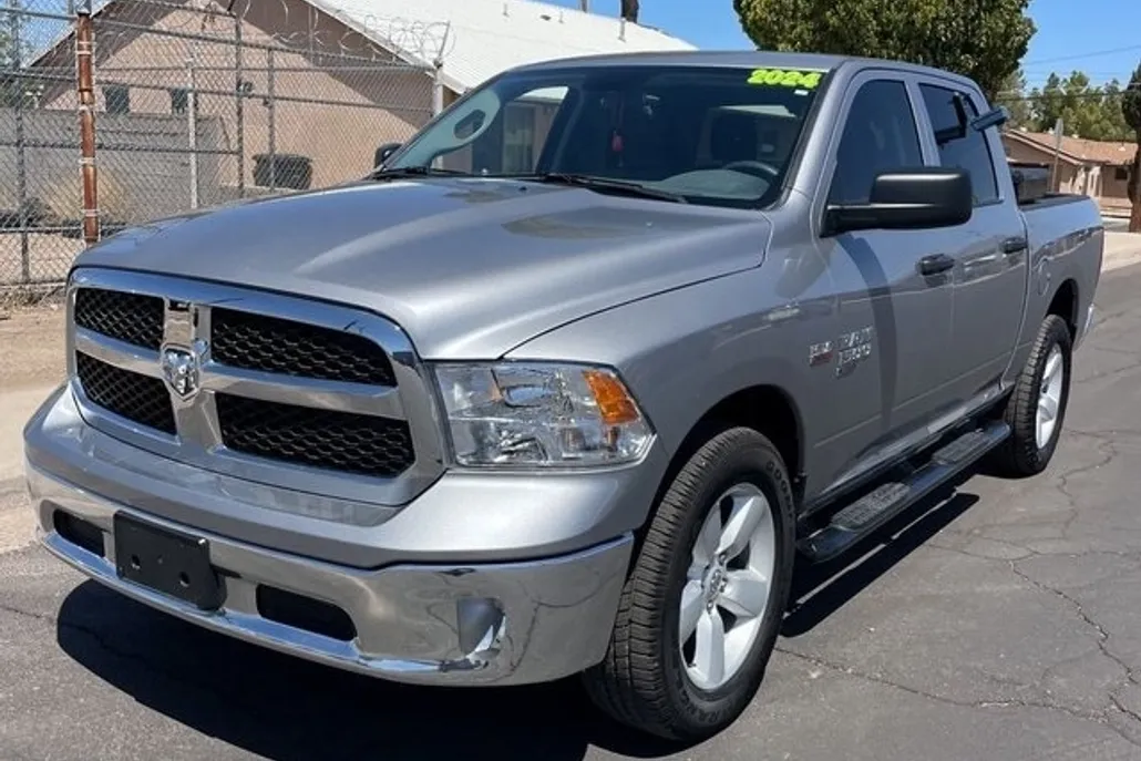 2024 Ram 1500 Classic Tradesman photo 1
