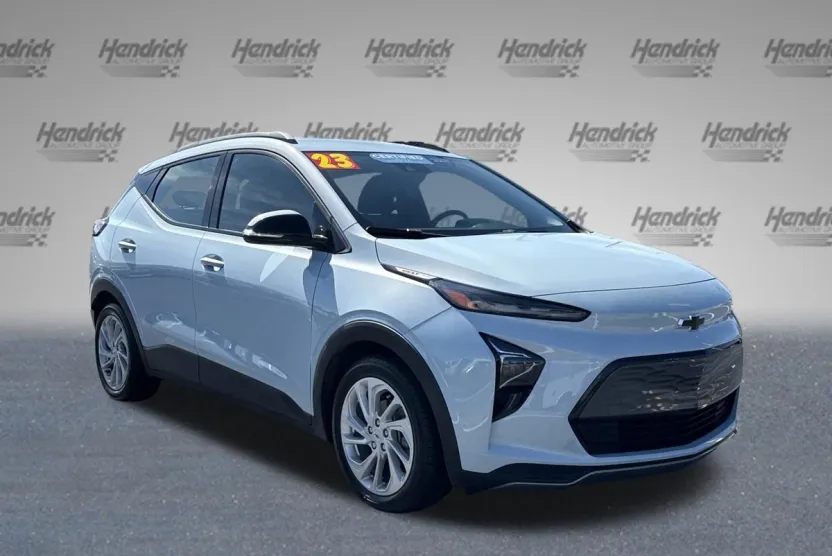 2023 Chevrolet Bolt EUV photo 1