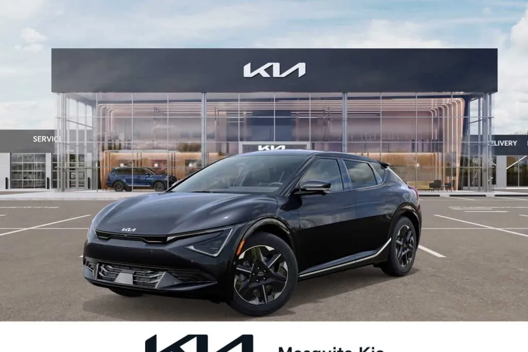 2025 Kia EV6 Wind photo 1