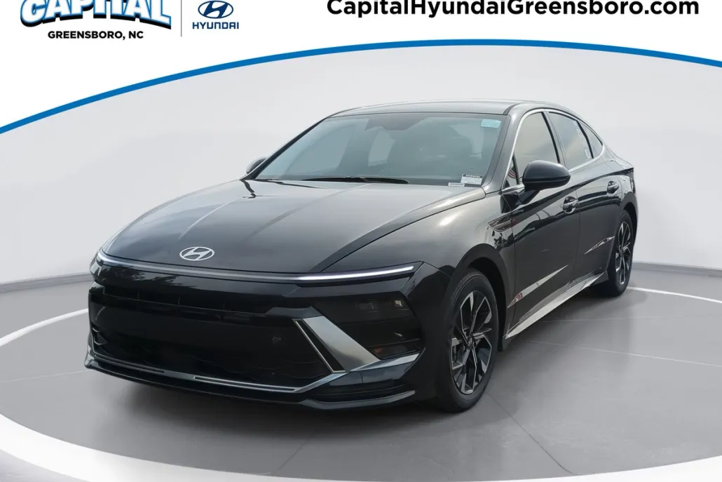 2025 Hyundai Sonata SEL photo 1