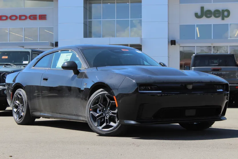 2025 Dodge Charger R/T photo 1