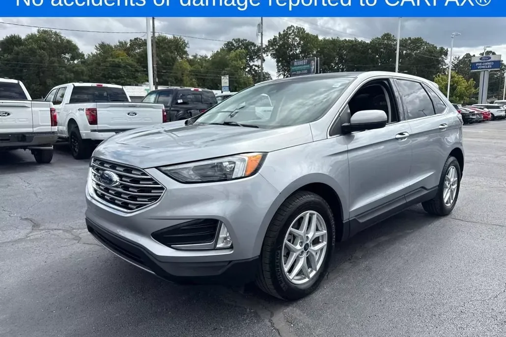 2022 Ford Edge SEL photo 1
