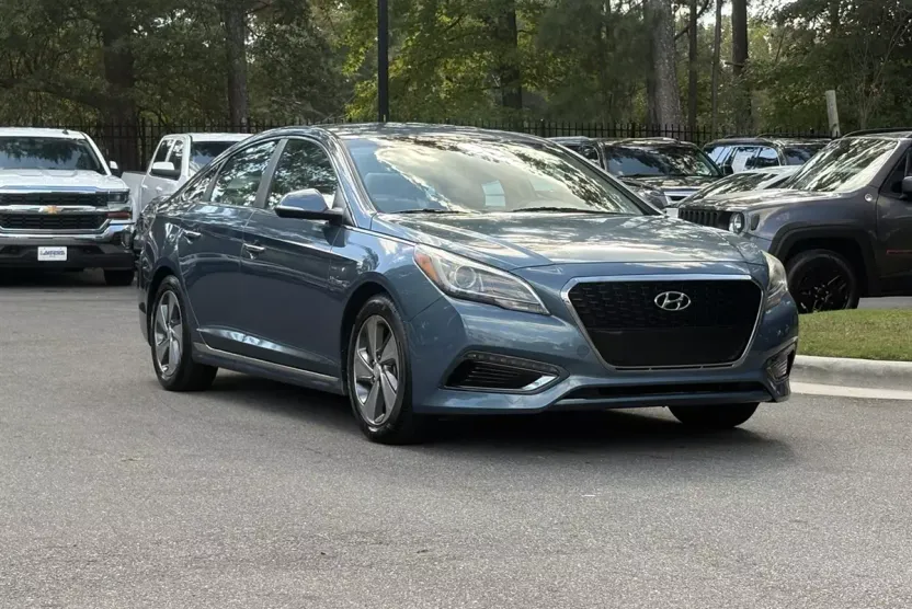2016 Hyundai Sonata Hybrid Limited photo 1