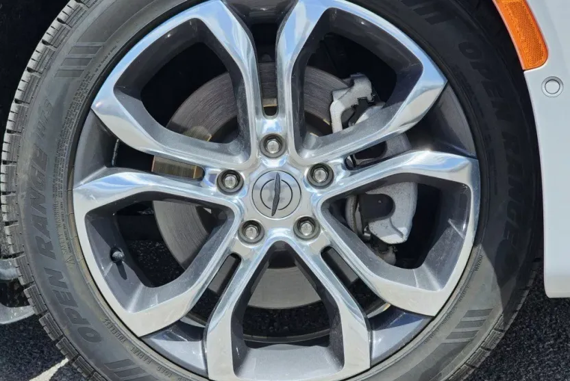 2021 Chrysler Pacifica Pinnacle photo 1