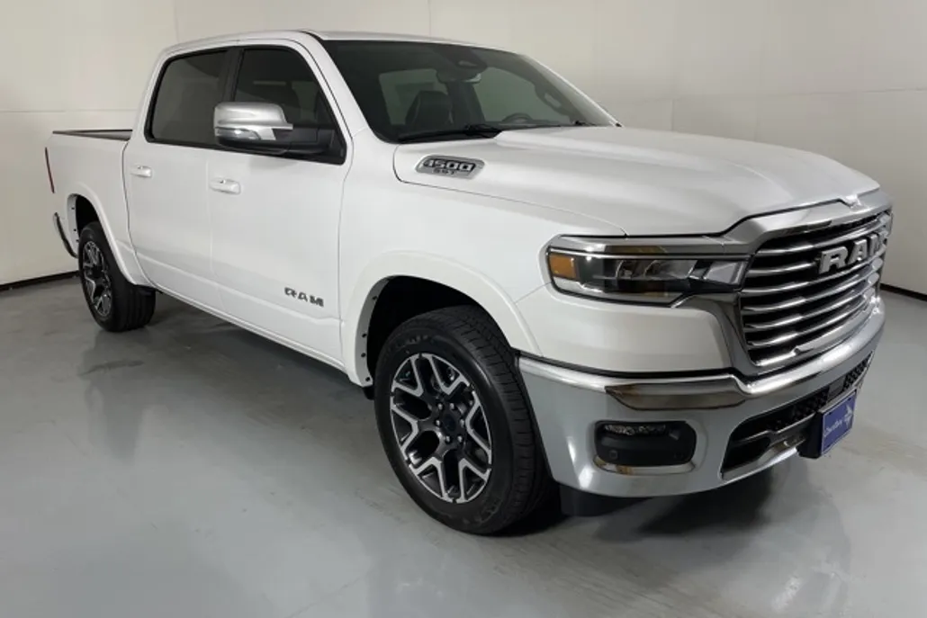 2025 Ram 1500 Laramie photo 1