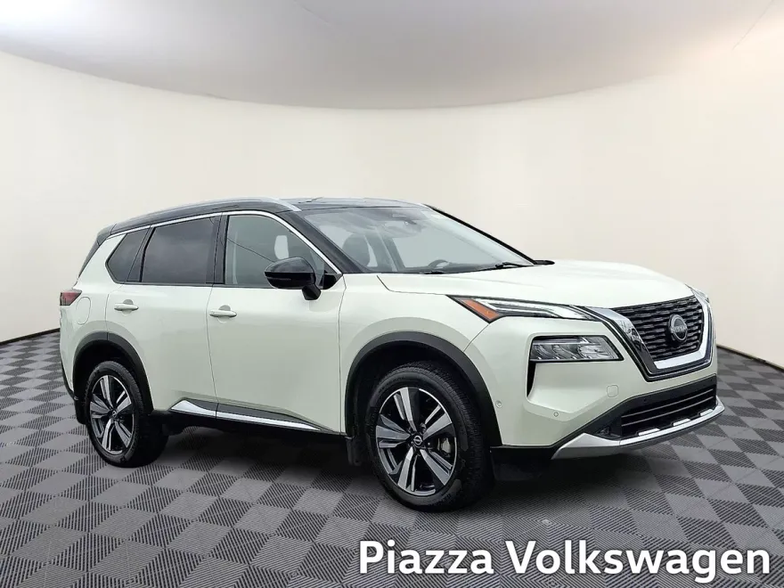 2022 Nissan Rogue Platinum AWD photo 1