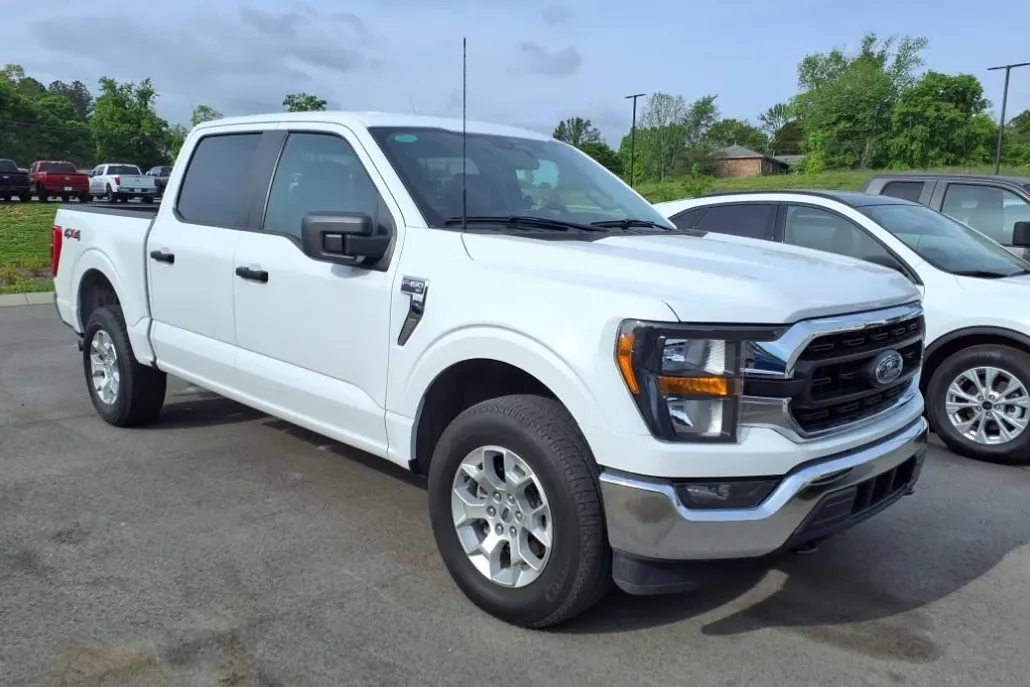 2023 Ford F-150 XLT photo 1