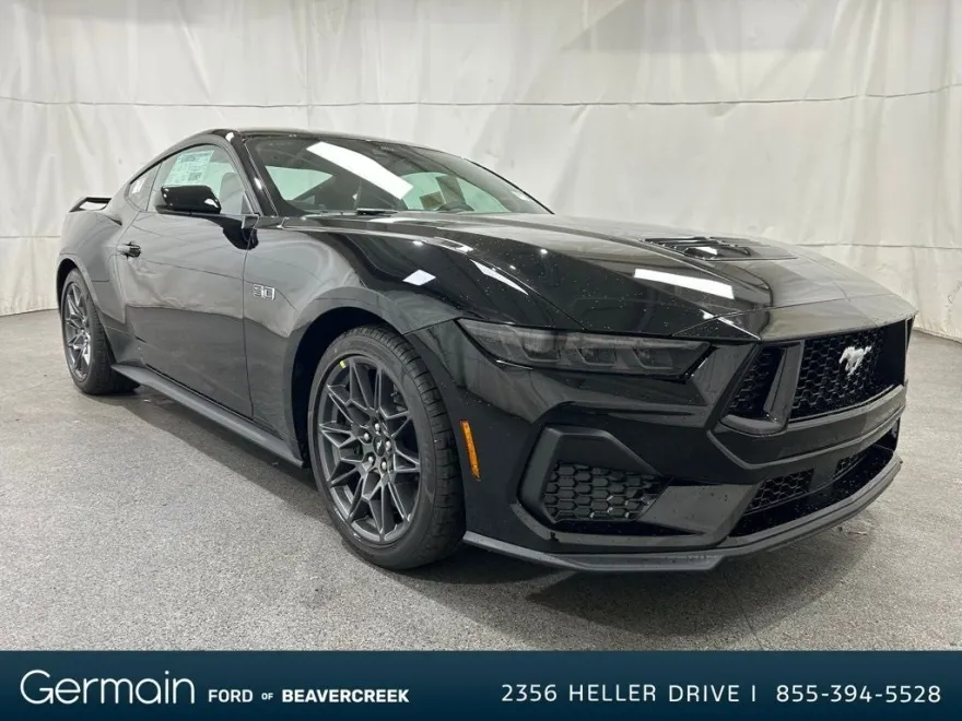 2025 Ford Mustang GT photo 1