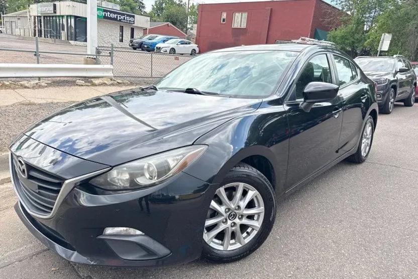 2016 Mazda Mazda3 i Sport photo 1