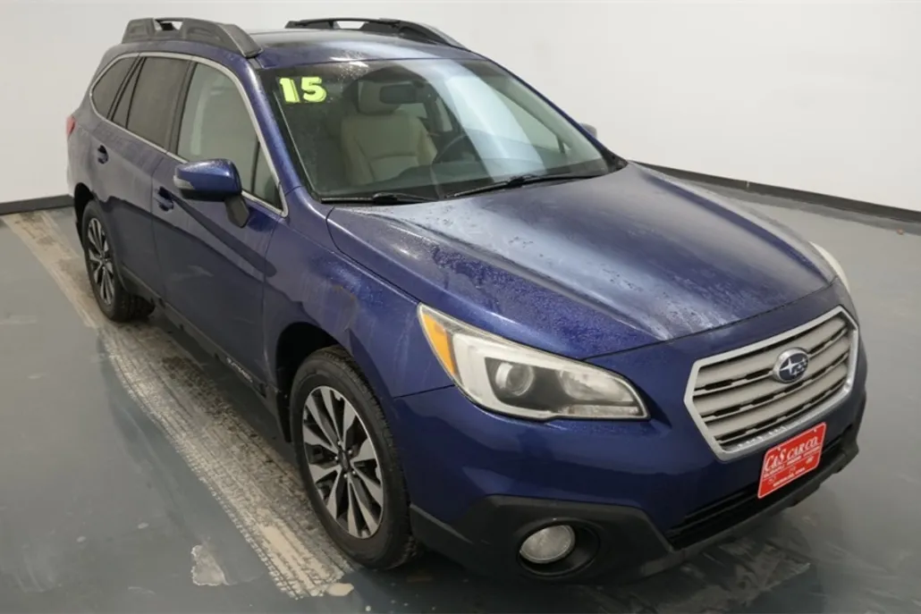 2015 Subaru Outback 2.5i Limited photo 1