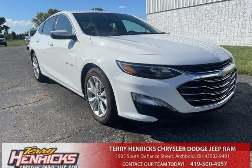 2024 Chevrolet Malibu 1LT photo 1