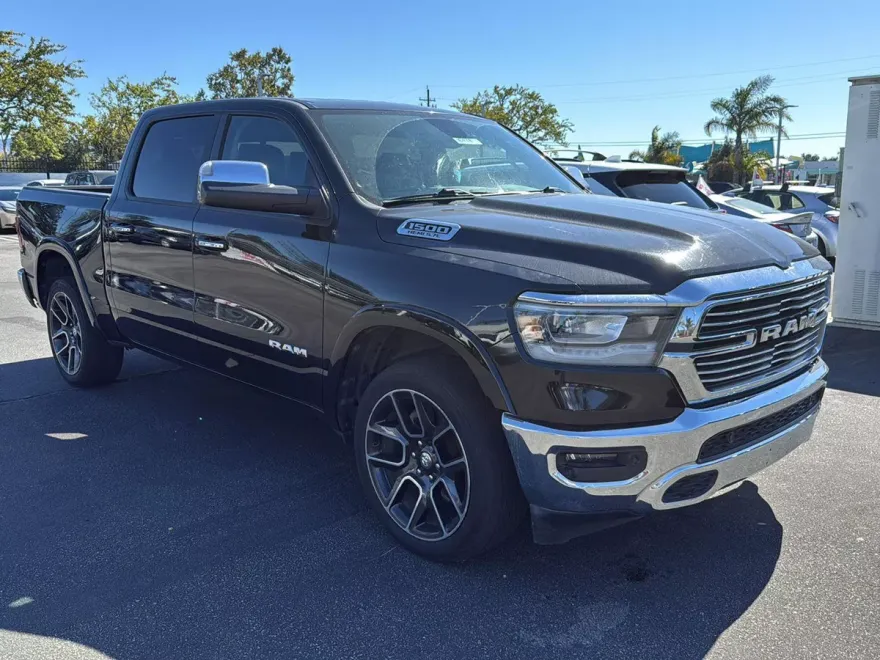 2019 Ram 1500 Laramie photo 1