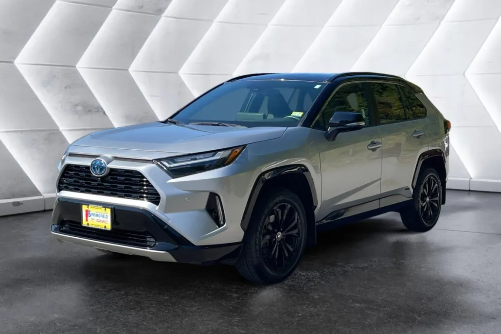 2024 Toyota RAV4 Hybrid XSE photo 1