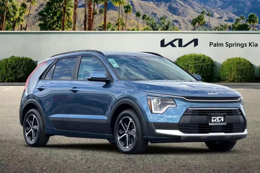 2025 Kia Niro EX photo 1