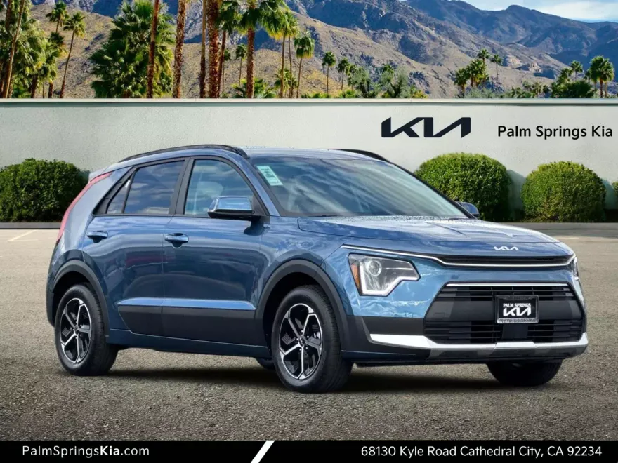 2025 Kia Niro EX photo 1