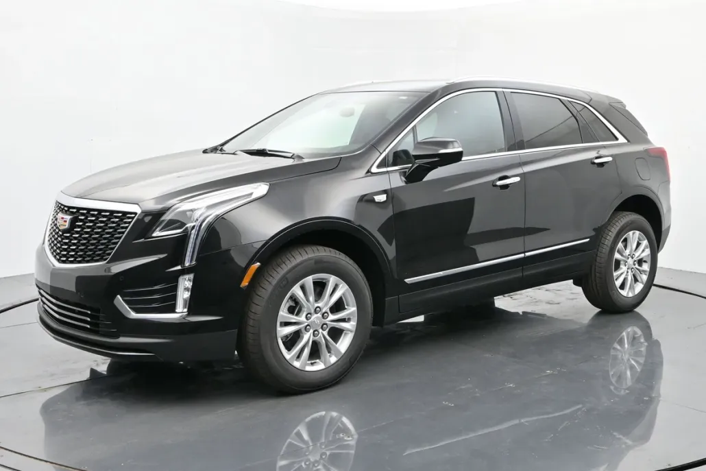 2025 Cadillac XT5 Luxury photo 1
