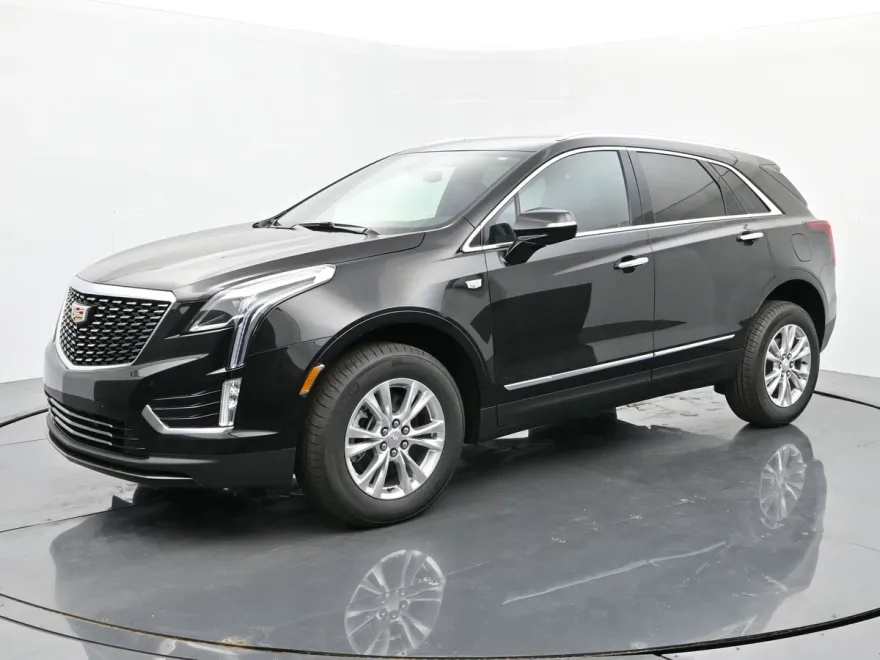 2025 Cadillac XT5 Luxury photo 1