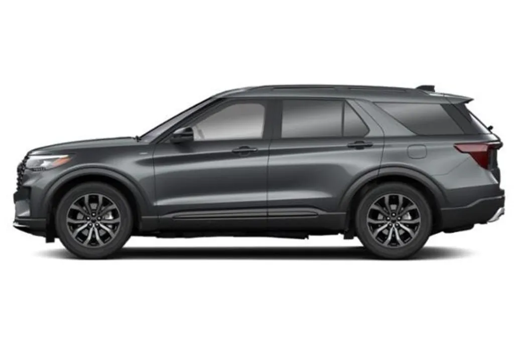 2025 Ford Explorer ST-Line photo 1