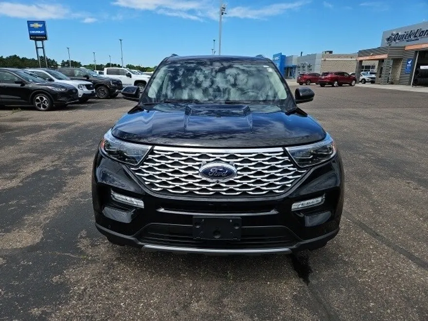2023 Ford Explorer Platinum photo 1