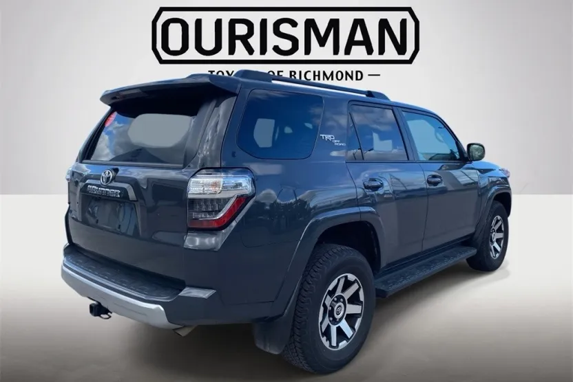 2024 Toyota 4Runner TRD Off-Road photo 1