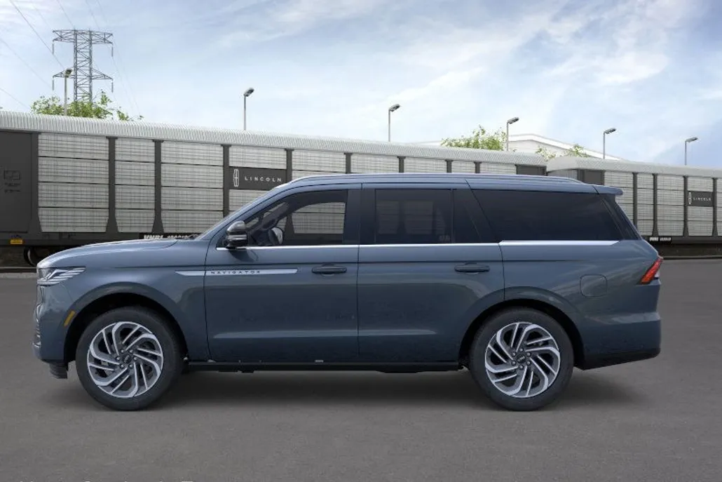 2025 Lincoln Navigator Reserve photo 1