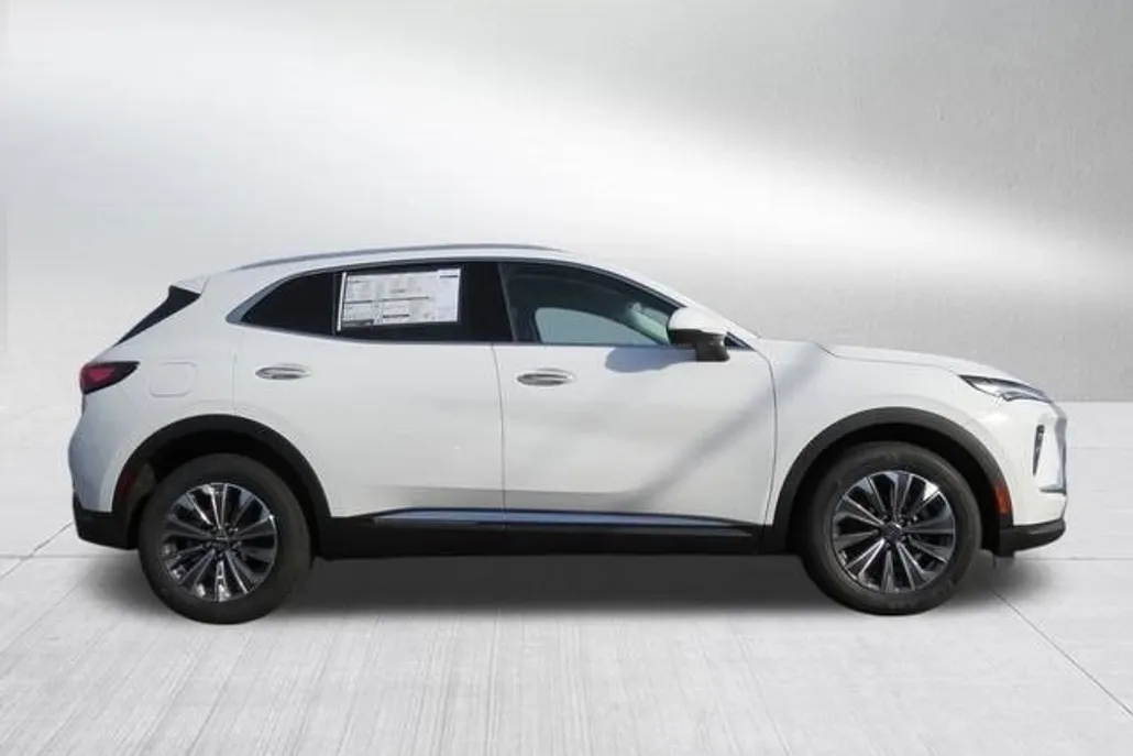 2025 Buick Envision Preferred photo 1