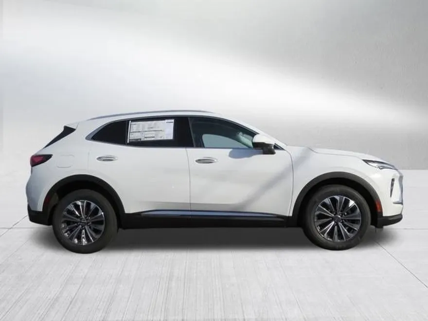 2025 Buick Envision Preferred photo 1