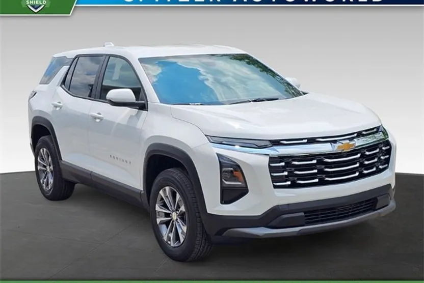 2026 Chevrolet Equinox LT photo 1