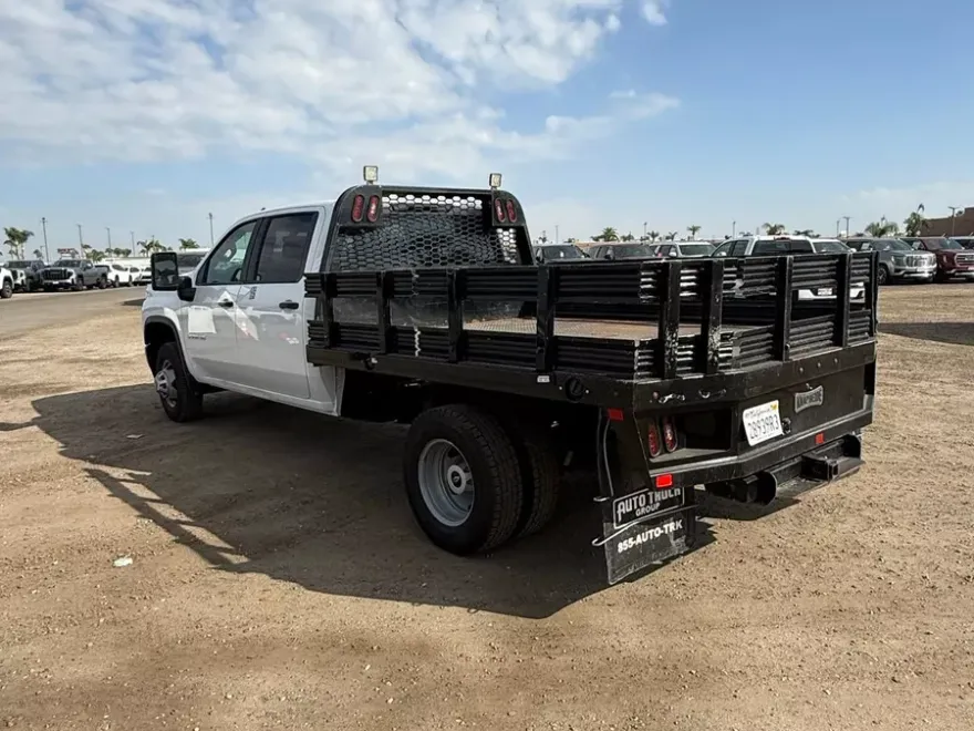 2022 Chevrolet Silverado 3500HD Work Truck photo 1