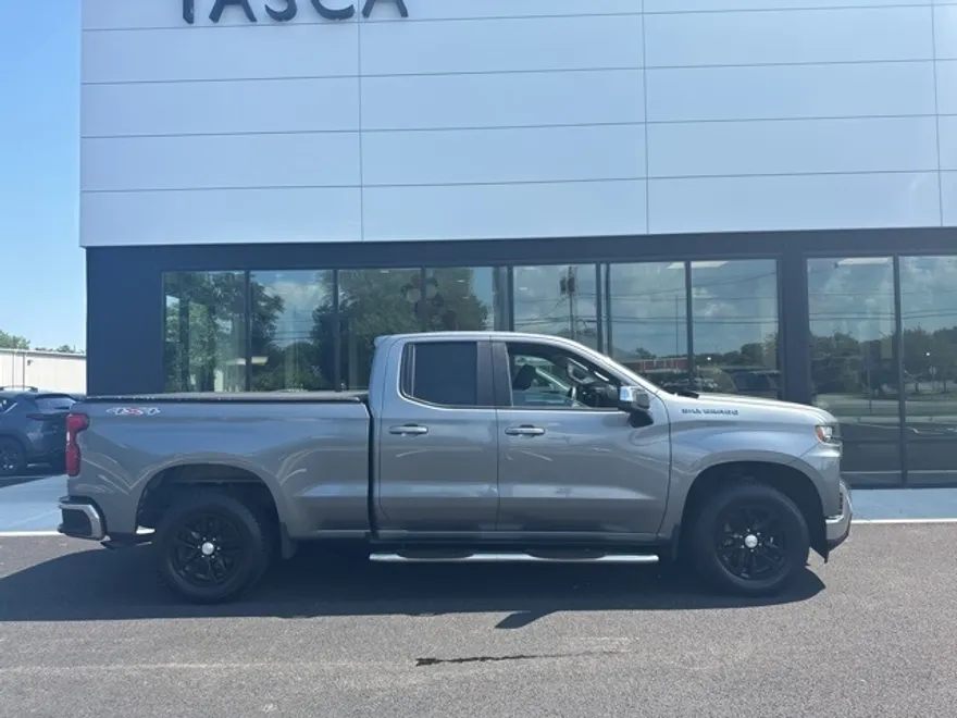 2020 Chevrolet Silverado 1500 LT photo 1