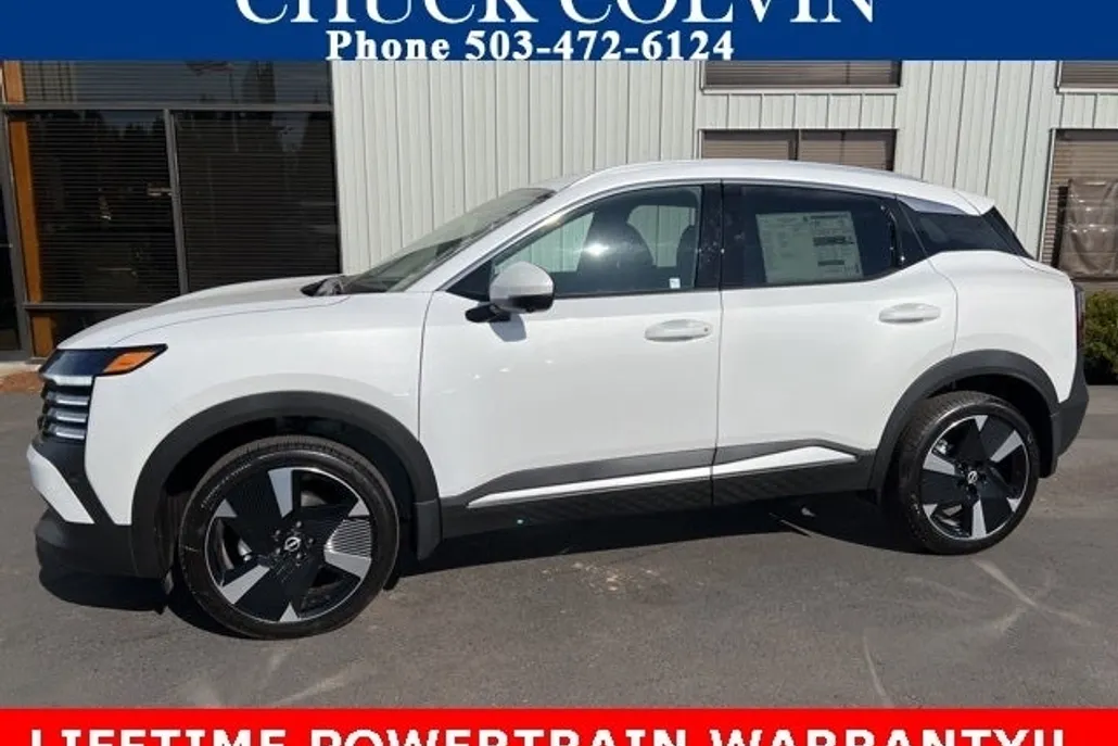 2025 Nissan Kicks SR photo 1