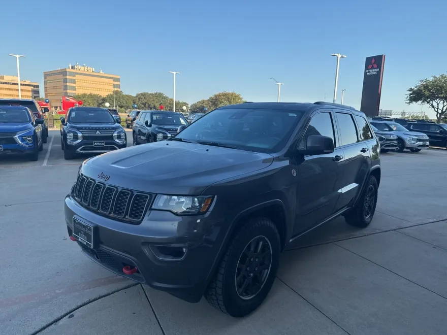 2021 Jeep Grand Cherokee Trailhawk photo 1