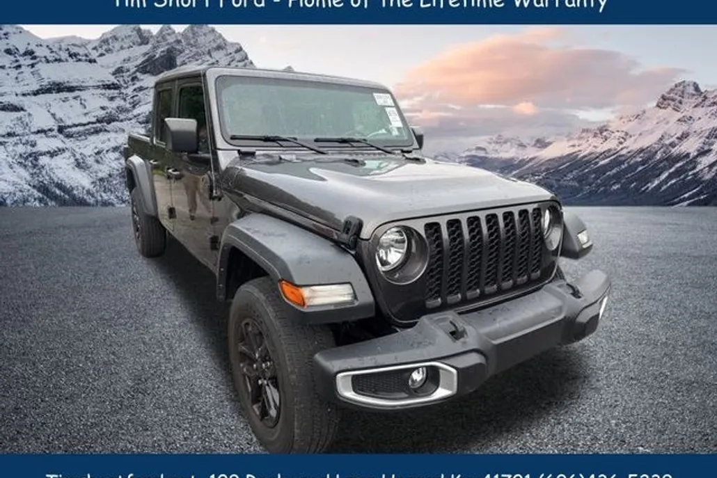 2023 Jeep Gladiator Sport photo 1