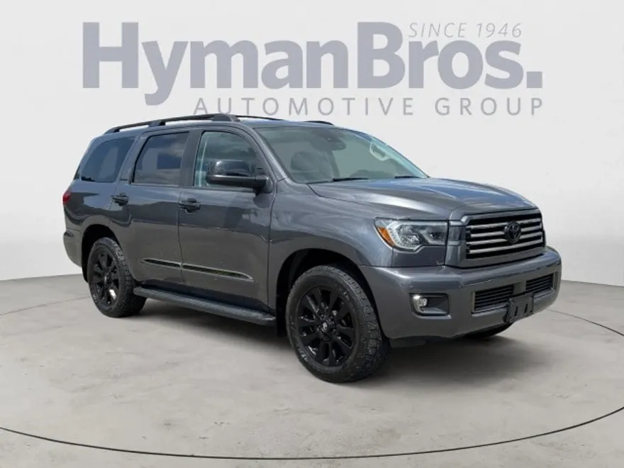 2021 Toyota Sequoia photo 1