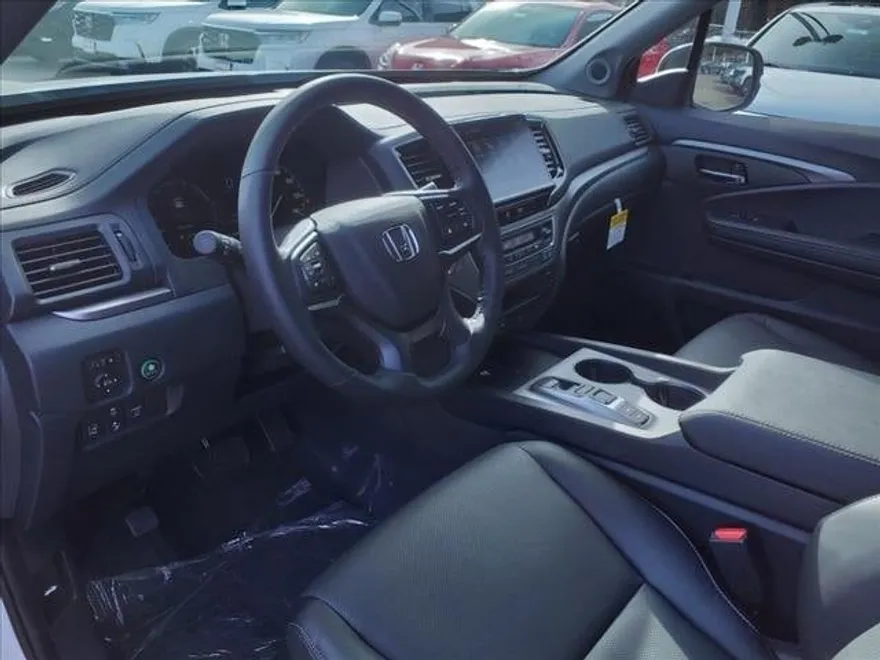 2024 Honda Ridgeline RTL photo 3